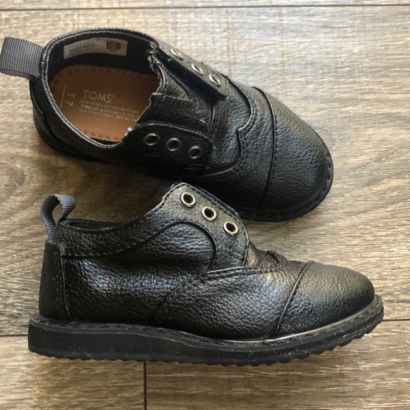 boys dress shoes size 7